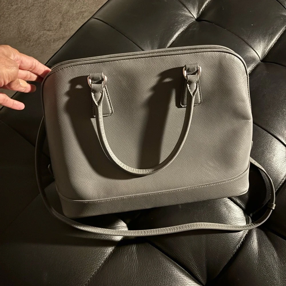 Gray purse - Picture 3 of 8